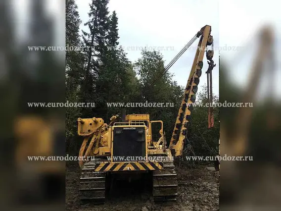 Дорожная техника Komatsu D355 2009 года б/у