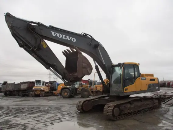 Экскаватор Volvo EC300DL 2014 года б/у