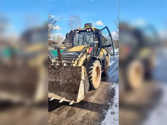 Экскаватор-погрузчик Caterpillar 434 2013 года б/у