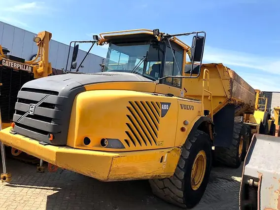Карьерный самосвал Volvo A30 2004 года б/у