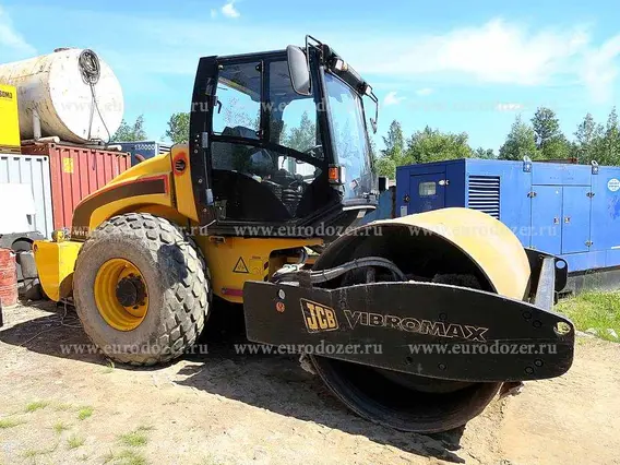 Дорожный каток JCB Vibromax VM115D 2008 года б/у