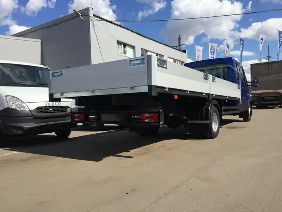 Бортовой IVECO Daily 2023 года новый фото 3