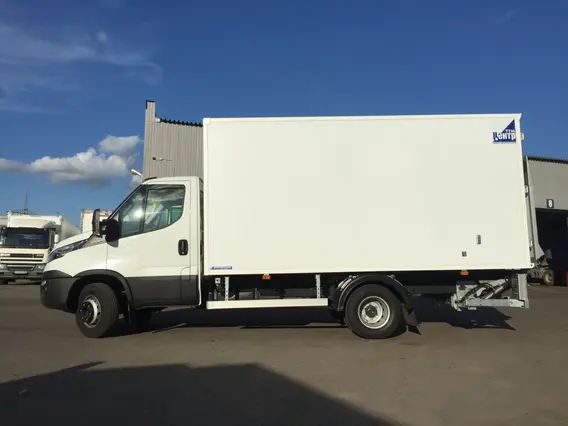 Изотермический фургон IVECO Daily 70C15 2018 года новый фото 2