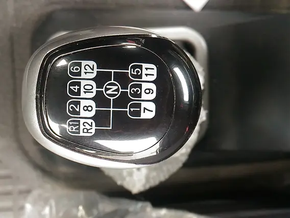 Тягач Howo ZZ4327V3247Q 2019 года новый фото 5