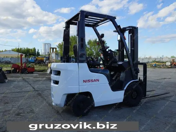 Вилочный погрузчик Nissan 1F1A18U 2012 года б/у фото 3
