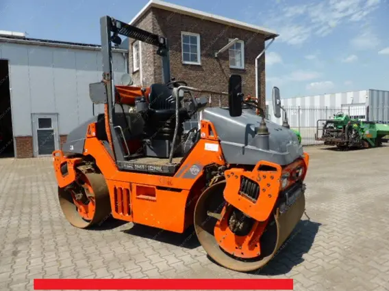 Дорожный каток HAMM DV40VV 2006 года б/у