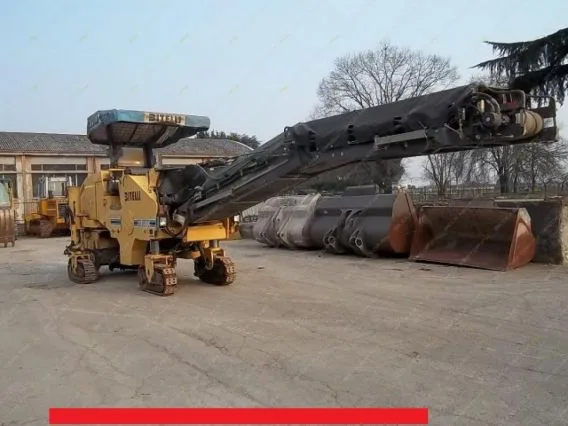 Дорожная фреза Bitelli SF102C 2000 года б/у фото 3
