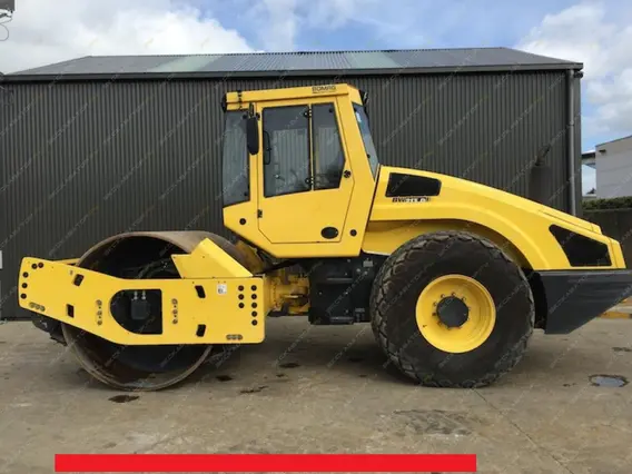 Дорожный каток Bomag BW 213 D-4 2012 года новый