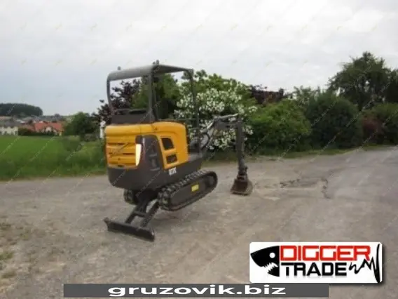 Экскаватор Volvo EC 17C 2010 года б/у фото 2