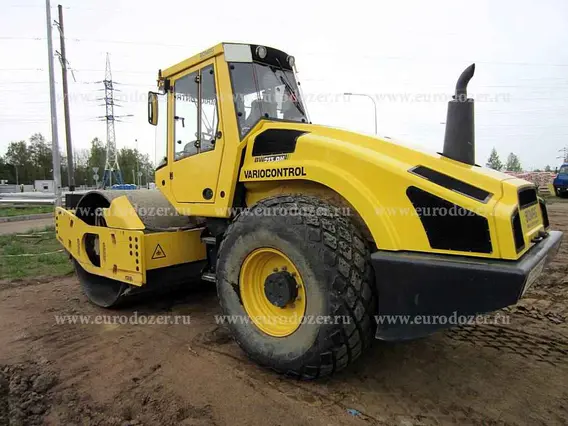 Дорожный каток Bomag BW 213 DH-4 2014 года б/у