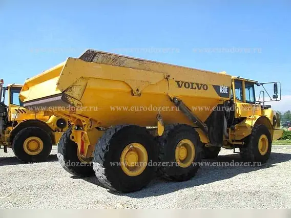 Карьерный самосвал Volvo A30 2011 года б/у фото 2