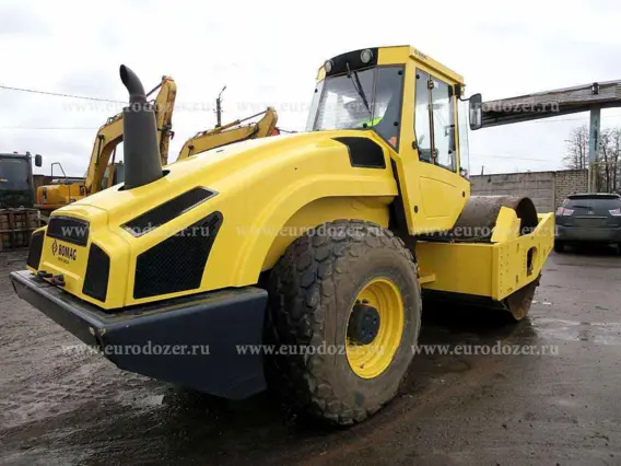 Дорожный каток Bomag BW 2011 года б/у