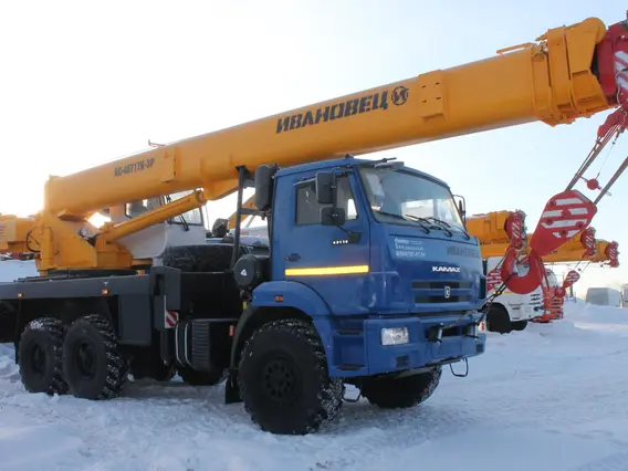 Автокран Камаз 43118 Ивановец КС-45717К-ЗР 2025 года новый фото 2