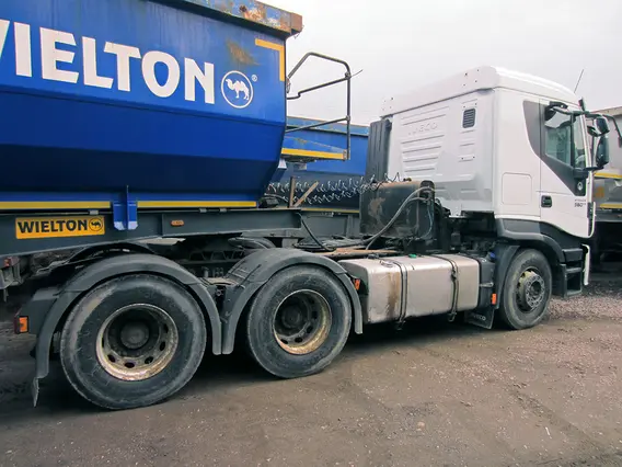 Тягач IVECO Stralis 2014 года б/у фото 2