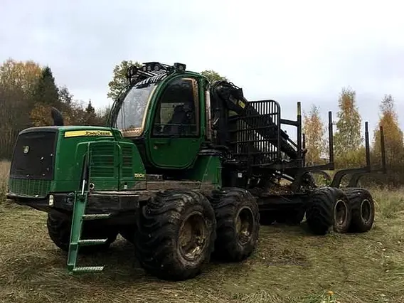 Форвардер John Deere 1510 E 2013 года б/у