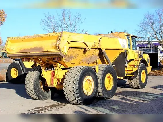 Карьерный самосвал Volvo A30 2008 года б/у фото 2