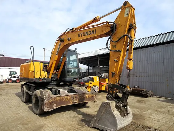 Экскаватор Hyundai Robex 140w-7 2009 года б/у