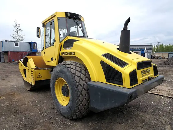 Дорожный каток Bomag BW 213 DH-4 2013 года б/у фото 2