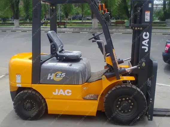 Вилочный погрузчик JAC CPCD20 2017 года б/у