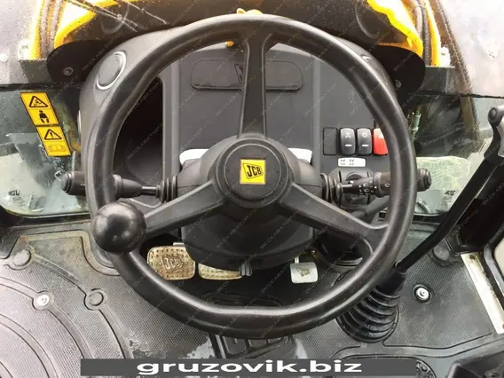 Экскаватор-погрузчик JCB 3CX Super 2013 года б/у