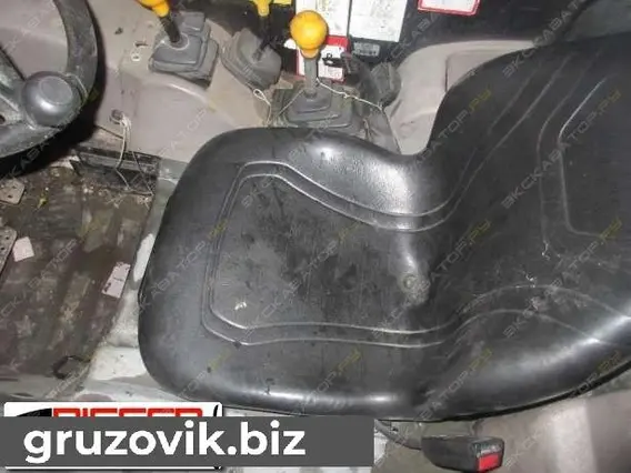 Телескопический погрузчик JCB LOADALL 520-50 2005 года б/у