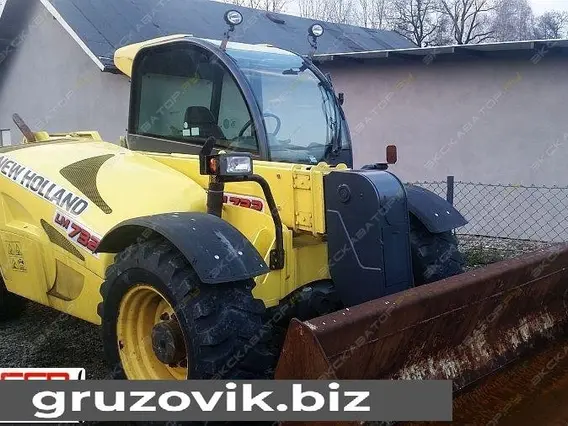 Телескопический погрузчик New Holland LM732 2009 года б/у