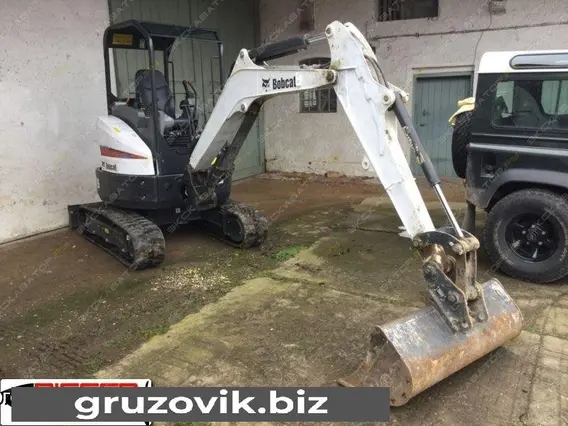 Экскаватор Bobcat E26 2014 года б/у фото 5