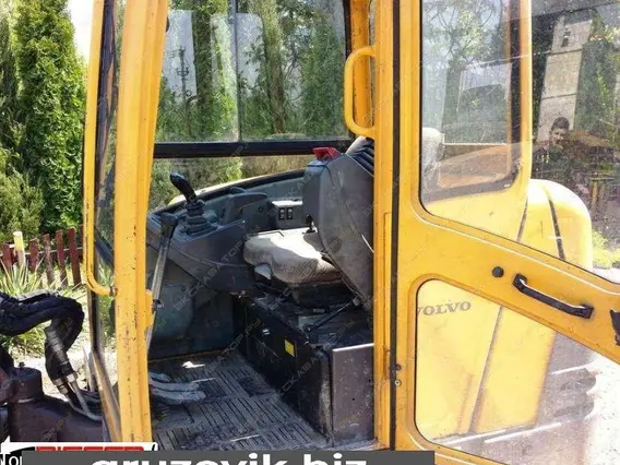Экскаватор Volvo EC 25 2008 года б/у фото 5