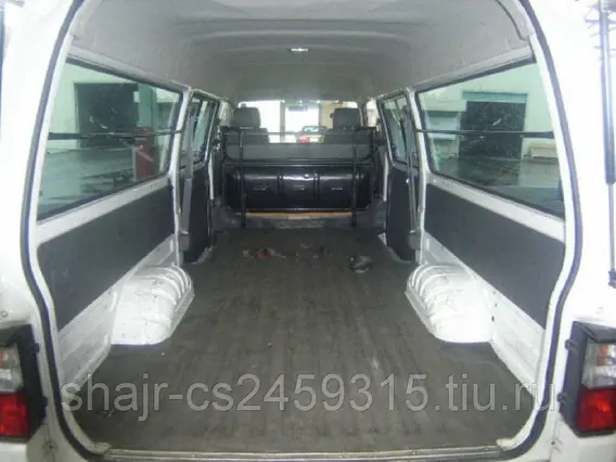 Микроавтобус Mazda Bongo 2010 года б/у фото 3