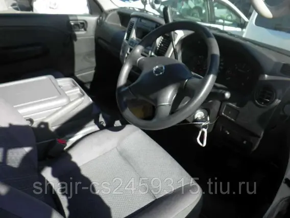 Микроавтобус Nissan CARAVAN CWGE25 2010 года б/у фото 5