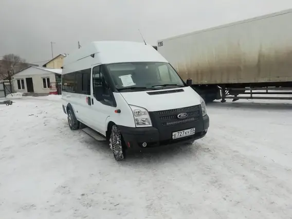 Микроавтобус Ford Transit 2013 года б/у