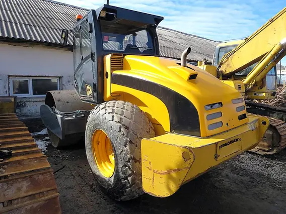 Дорожный каток JCB Vibromax VM115D 2006 года б/у фото 3