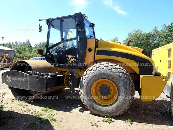 Дорожный каток JCB Vibromax VM115D 2008 года б/у фото 3