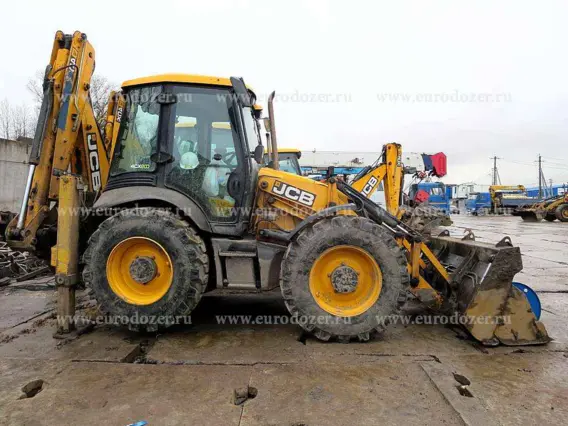 Экскаватор-погрузчик JCB 4CX - 4WS Sitemaster 2011 года б/у фото 2