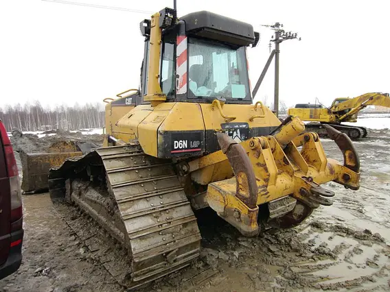 Бульдозер Caterpillar D6N LGP 2007 года б/у фото 2