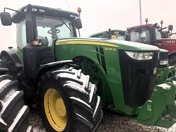 Трактор John Deere 8335 R 2013 года б/у фото 3
