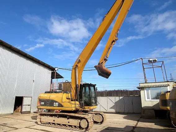 Экскаватор Caterpillar 320 D 2012 года б/у
