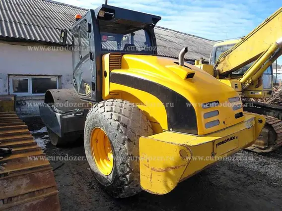 Дорожный каток JCB Vibromax VM115D 2006 года б/у фото 3