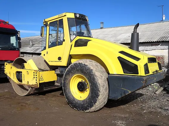 Дорожный каток Bomag BW 213 DH-4 2010 года б/у фото 2