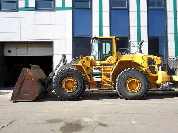Фронтальный погрузчик Volvo L220 G 2014 года б/у фото 2