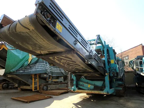 Дробильная установка Powerscreen Warrior 1800 2013 года б/у фото 3
