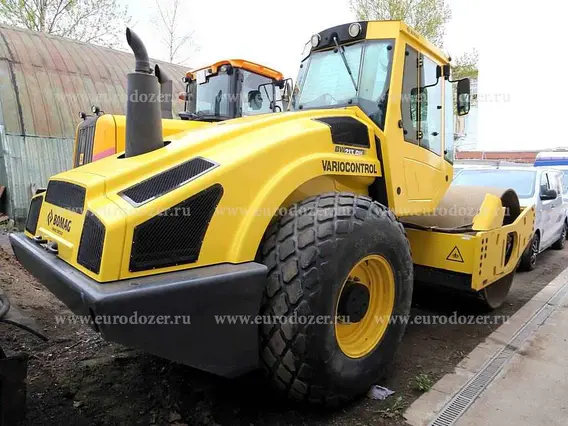 Дорожный каток Bomag BW 213 DH-4 2014 года б/у фото 3