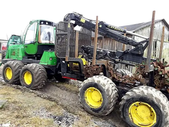 Форвардер John Deere 1210E 2013 года б/у фото 3