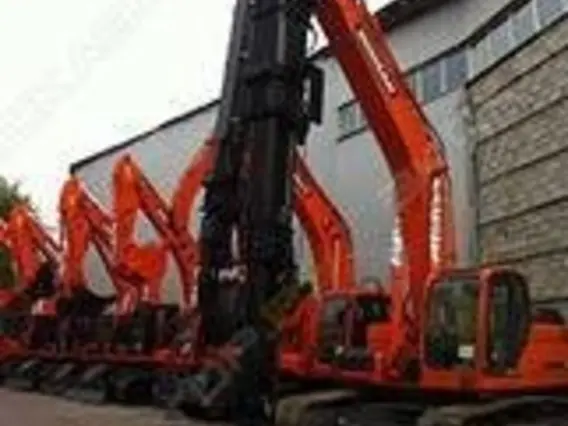 Экскаватор Doosan DX225NCL 2017 года б/у