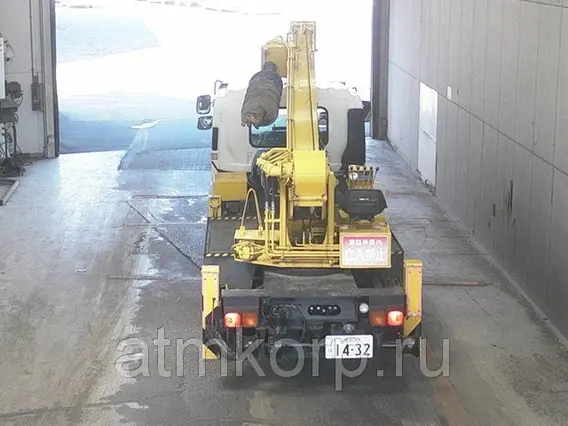 Isuzu Forward 2010 года б/у фото 3