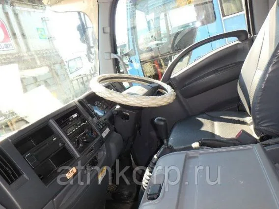Isuzu Forward 2010 года б/у фото 4