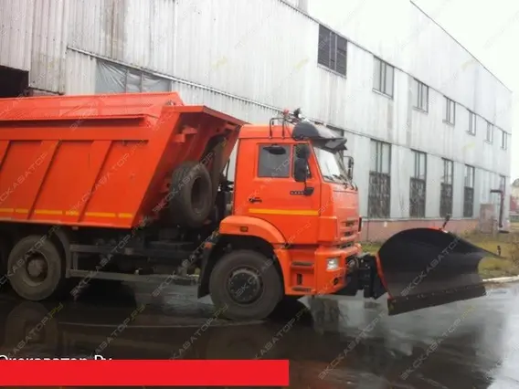 Дорожно-уборочный автомобиль МашКомДорсервис МКДС-9 МашКомДорсервис МКДС-9 2026 года новый