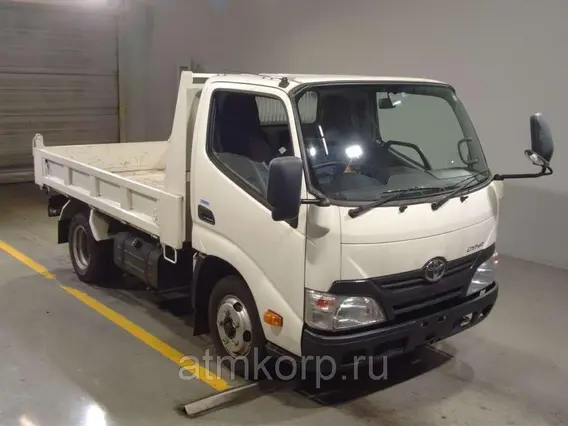 Самосвал Toyota DYNA XZU610D 2013 года б/у