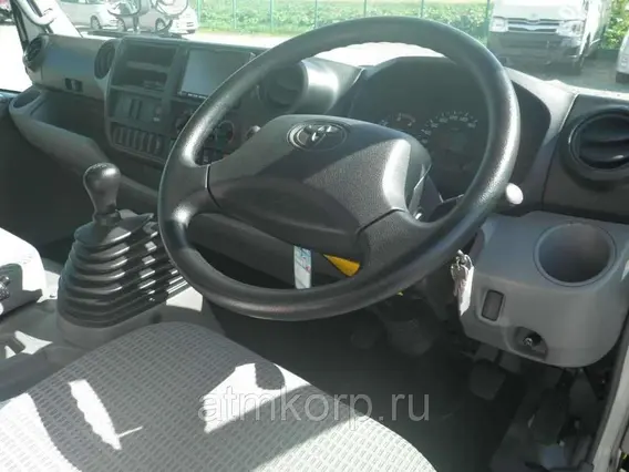 Автофургон Toyota DYNA XZU720 2012 года б/у фото 5