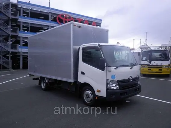Автофургон Toyota DYNA XZU710 2018 года б/у